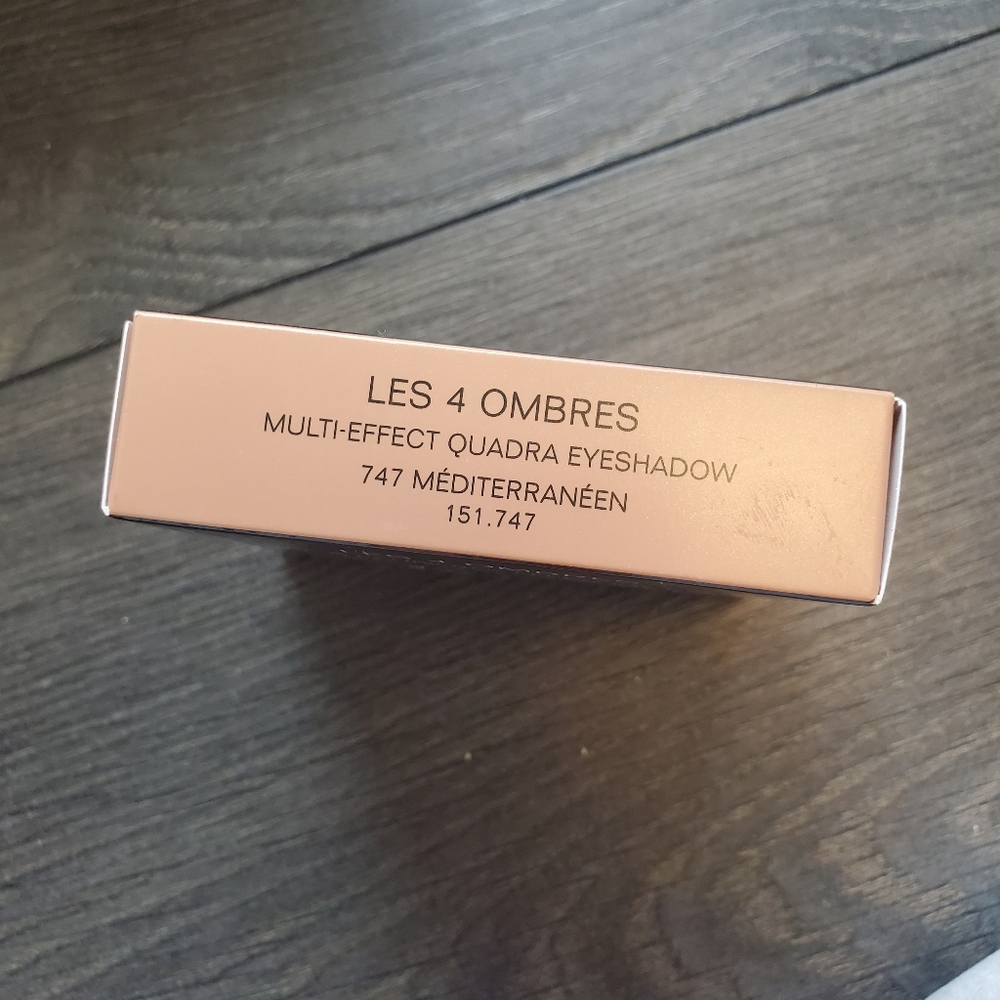 CHANEL Les 4 Ombres Limited Edition #747 Mediterranean Eyeshadow Quad - Picture 4 of 4